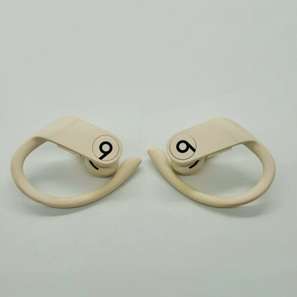 🎧 Powerbeats Pro Wireless Earbuds – Ivory (MV722LL/A) | Great Condition! 🔋